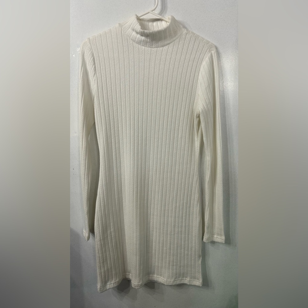 Pink Lily (S) Off White Long Sleeve ribbed sweater dress